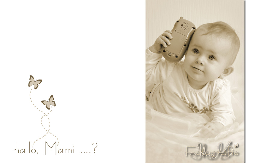 Mit der Mami telefonieren - das möchte Tesse-Baby gerne!