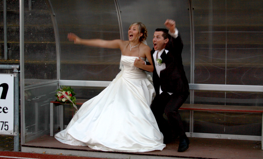 lustige Hochzeitsfotos, Güglingen, Hochzeit,  Hochzeitsbilder, Brautpaarfotos, Fotoshooting, schöne Fotos Hochzeit,  professioneller Hochzeitsfotograf, Fotografie Marita Hüttner, Eppingen,  Heilbronn, Bretten, Sinsheim, Bruchsal, Bretzfeld,  Öhringen, Bietigheim, Mosbach, Neckarsulm, Bad Friedrichshall,  Neuenstadt, Bad Wimpfen,