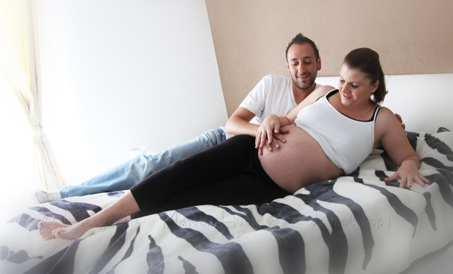 schwanger, Babybauch, Schwangerschaft, Schwangershooting, Babybauchfotos,  Babyfotograf, Babybilder, schöne Babyfotos,  Babyfotos zuhause, Babyfotografin, Babyfotoshooting, Marita Hüttner,  Babyfotografie Heilbronn, Babyfotografie Sinsheim,  Mosbach, Bietigheim, Ilsfeld, Lauffen, Eppingen, Kraichtal, Bretten,  Bruchsal, Bretzfeld, Brackenheim, Bönnigheim,  Öhringen, Neuenstadt, Neckarsulm, Neudenau,  Bad Friedrichshall, Bad Wimpfen, Bad Rappenau, 