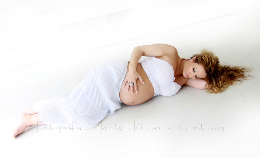 Schwangerschaft, Schwangerenfotos, Babybauch, Fotografie Marita Hüttner