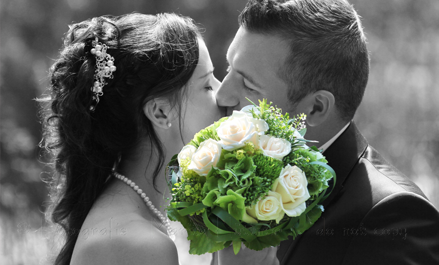 Hochzeit, Fotos Brautpaar, Braut, Bräutigam, professioneller Hochzeitsfotograf, Hochzeitsfotos, Hochzeitsbilder, schöne Fotos Hochzeit,  Fotografie Marita Hüttner, Eppingen, Heilbronn, Bretten, Sinsheim,  Bruchsal, Bretzfeld, Öhringen, Bietigheim, Mosbach, Neckarsulm,  Bad Friedrichshall, Neuenstadt, Bad Wimpfen, Zaberfeld 