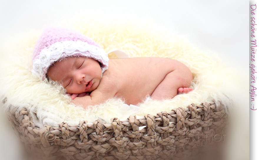 Baby im Körbchen, Babyfotograf, Babybilder, schöne Babyfotos, Babyfotos zuhause, Babyfotografin, Babyfotoshooting, Marita Hüttner, Babyfotografie Heilbronn, Sinsheim, Mosbach, Bietigheim, Ilsfeld, Lauffen, Eppingen, Kraichtal, Bretten, Bruchsal, Bretzfeld, Brackenheim, Bönnigheim, Öhringen, Neuenstadt, Neckarsulm, Neudenau, Bad Friedrichshall, Bad Wimpfen, Bad Rappenau, 