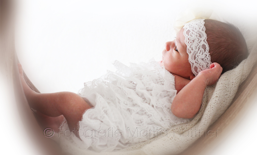 Babyfotografie Oberderdingen, Babyfotograf, Babybilder, schöne Babyfotos, Babyfotos zuhause, Babyfotografin, Babyfotoshooting, Marita Hüttner, Babyfotografie Heilbronn, Sinsheim, Mosbach, Bietigheim, Ilsfeld, Lauffen, Eppingen, Kraichtal, Bretten, Bruchsal, Bretzfeld, Brackenheim, Bönnigheim, Öhringen, Neuenstadt, Neckarsulm, Neudenau, Bad Friedrichshall, Bad Wimpfen, Bad Rappenau, 