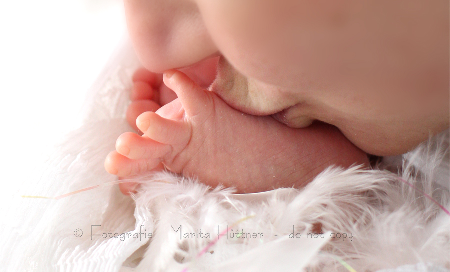 Baby und Mama, Baby und Papa, Fotografin, Profifotografin, professionelle Fotografie, Fotoshooting, Babyshooting, Neugeborenenfotograf, Baby, Babyfotograf, Neugeboren, Kinder, Familie, Marita Hüttner, Babyfotografie Heilbronn, Öhringen, Bretzfeld, Bretten, Eppingen, Sinsheim, Mosbach, Bruchsal, Bönnigheim, Ilsfeld, Lauffen, Kraichtal, Bad Wimpfen, Bad Friedrichshall, Bad Rappenau, Waghäusel, Schönborn, Mosbach, Marita Hüttner Fotografie