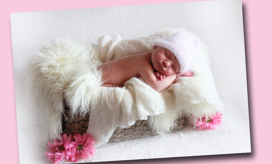 mobile Fotografin Babys, mobiler Fotograf neugeborene, Babyfotografie Heilbronn, Kinder, Kinderfotograf, Kinderfotos, schöne Babyfotos, Babyfotografin, Babyfotoshooting, Shooting Kinder und Familie, Fotografie Marita Hüttner, Sinsheim, Mosbach, Bietigheim, Ilsfeld, Lauffen, Eppingen, Kraichtal, Bretten, Bruchsal, Bretzfeld, Brackenheim, Bönnigheim, Öhringen, Neuenstadt, Neckarsulm, Neudenau, Bad Friedrichshall, Bad Wimpfen, Bad Rappenau, 