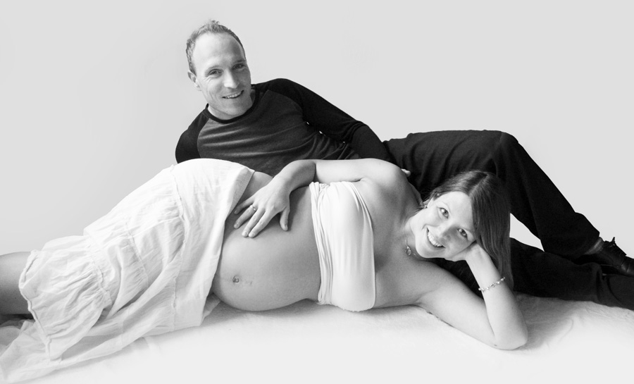 Babybauchfotos, Fotoshooting Babybauch, professionelle Schwangerfotos, Babyfotograf, Babybilder, schöne Babyfotos, Babyfotos zuhause, Babyfotografin, Babyfotoshooting, Marita Hüttner, Babyfotografie Heilbronn, Babyfotografie Sinsheim, Mosbach, Bietigheim, Ilsfeld, Lauffen, Eppingen, Kraichtal, Bretten, Bruchsal, Bretzfeld, Brackenheim, Bönnigheim, Öhringen, Neuenstadt, Neckarsulm, Neudenau, Bad Friedrichshall, Bad Wimpfen, Bad Rappenau,