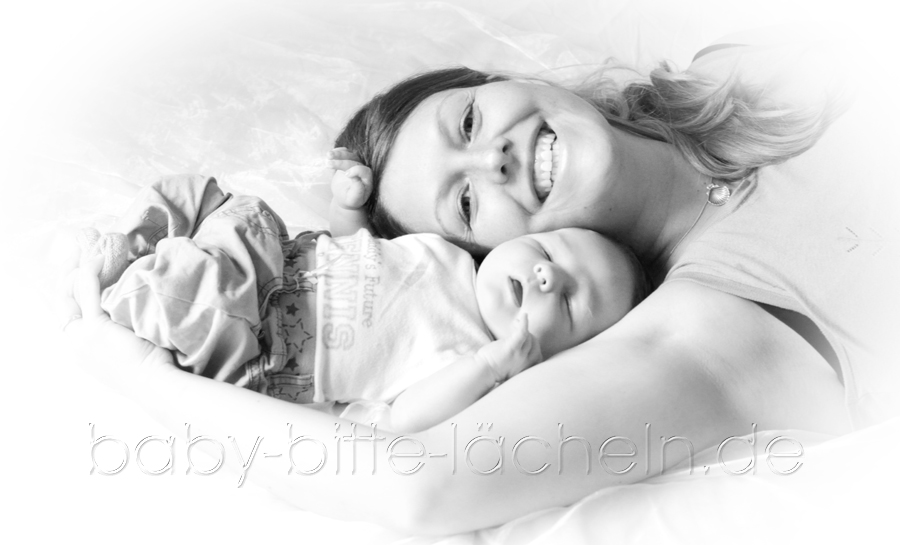 Mama und Baby, kleines Baby, schöne Babyfotos, professionelle Fotografin schwanger und Baby, Baby, Babyfotograf, Neugeboren, Kinder, Familie, Öhringen, Bretzfeld, Bretten, Babyfotografie  Heilbronn, Eppingen, Sinsheim, Mosbach, Bruchsal, Marita Hüttner Fotografie