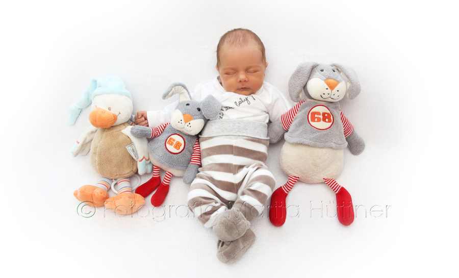 Babyfotoshooting, Babybilder, schöne Babyfotos, Babyfotos zuhause, Babyfotografin,  Babyfotoshooting, Marita Hüttner, Sinsheim, Babyfotografie Heilbronn, Mosbach, Bietigheim, Ilsfeld, Lauffen,  Eppingen, Kraichtal, Bretten, Bruchsal, Bretzfeld, Brackenheim, Bönnigheim, Öhringen,  Neuenstadt, Neckarsulm, Neudenau, Bad Friedrichshall, Bad Wimpfen, Bad Rappenau, 