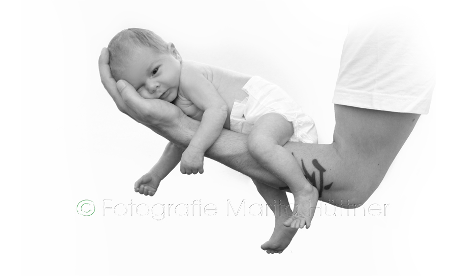 Babyfotograf, Familienfotos, Baby und Mama Foto, Baby und Papa Foto, Babybilder,  schöne Babyfotos, Babyfotos zuhause, Babyfotografin,  Babyfotoshooting, Marita Hüttner, Babyfotografie Sinsheim, Mosbach, Babyfotografie Heilbronn, Waghäusel,   Bietigheim, Ilsfeld, Lauffen, Eppingen, Kraichtal, Bretten, Bruchsal, Bretzfeld, Brackenheim, Bönnigheim,  Öhringen, Neuenstadt, Neckarsulm, Neudenau, Bad Friedrichshall, Bad Wimpfen, Bad Rappenau, 