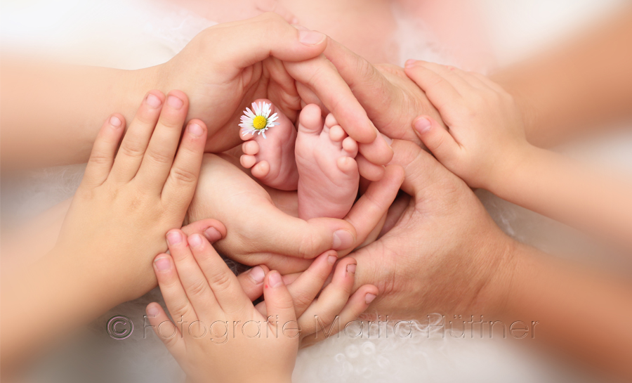 Babyfotos, Hände und Füßchenfoto, Babyfotos Heilbronn, Babyfotos Eppingen, Babyfotos Sinsheim,  Babyfotograf Waghäusel, Babyfotografin Angelbachtal, Babyfotografin Kraichtal, mobile Fotografin, Marita Hüttner  