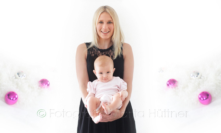 Weihnachten Kinderfotos, mobile Fotografie, Kinderfotograf, Kinderfotografie zuhause, , Kinderfotoshooting, Babyfotograf, Marita Hüttner, Sinsheim, Mosbach, Bietigheim, Ilsfeld, Lauffen, Eppingen, Kraichtal, Bretten, Bruchsal, Bretzfeld, Brackenheim, Bönnigeheim, Öhringen, Neuenstadt, Neckarsulm, Neudenau, Bad Friedrichshall, Bad Wimpfen, Bad Rappenau, 