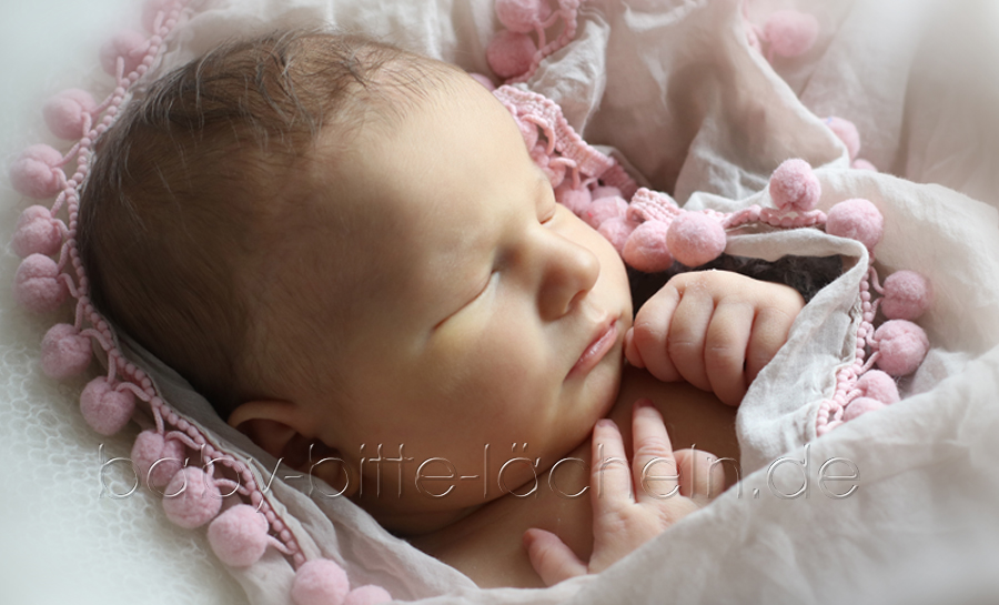 Newborn Fotoshooting Heilbronn, Babyshooting Heilbronn, Babyfotos Heilbronn, Fotografin Oberderdingen, Babyfotografie Sinsheim, Fotograf Bad Wimpfen, Fotografin Bretten, Neugeborene Fotograf Sinsheim,